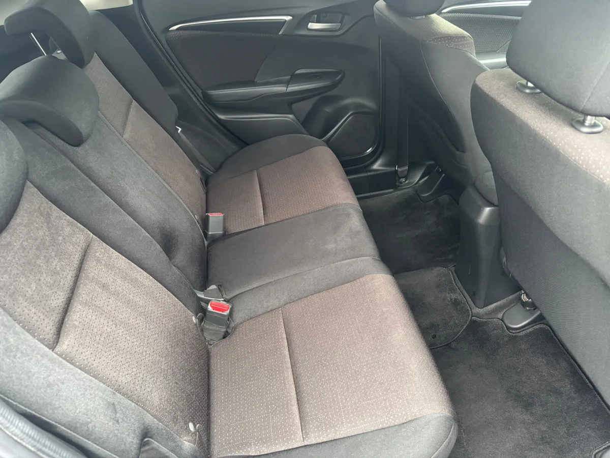 2014 Honda Fit 1.5 petrol Hybrid - Image 3
