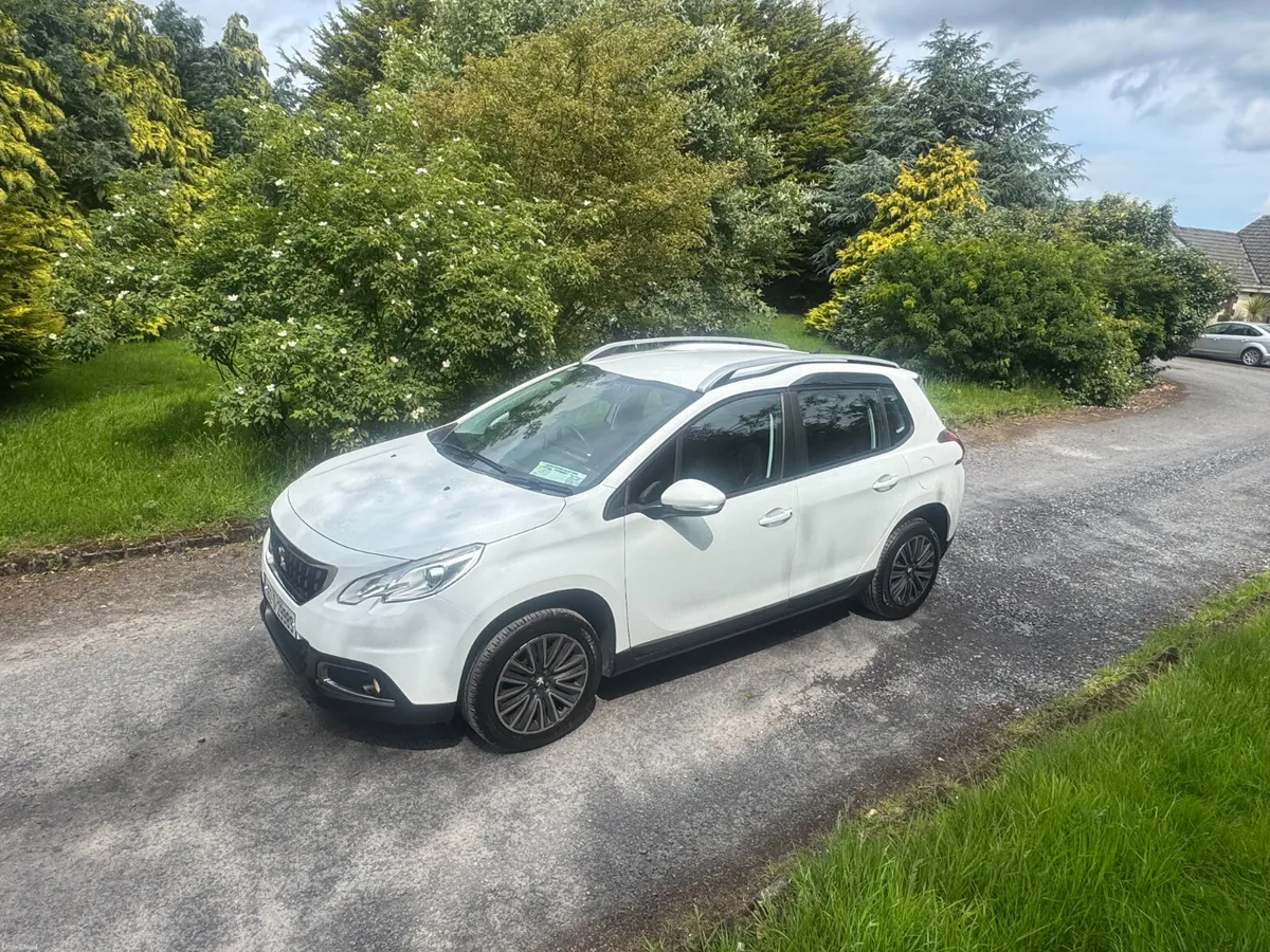 16 Peugeot 2008 1.2 AUTO - Image 4