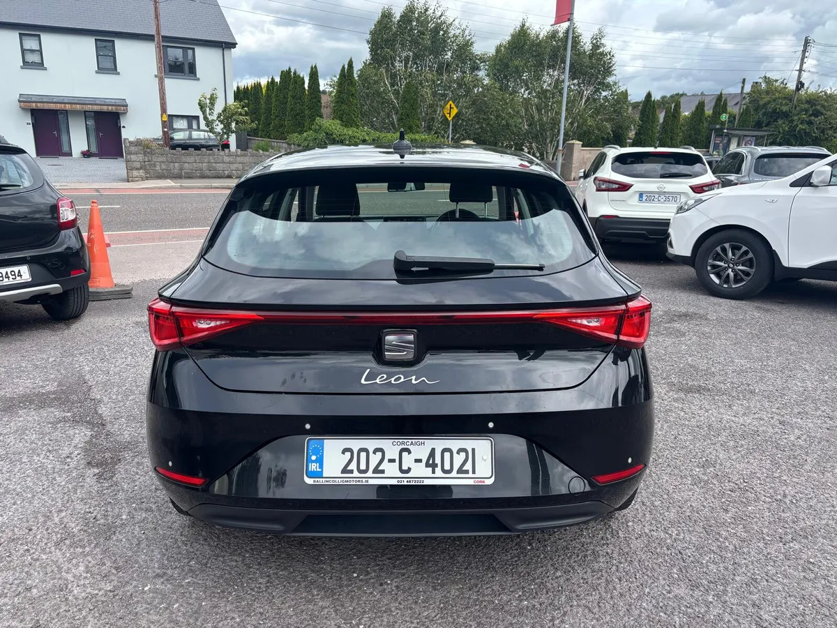 SEAT Leon 2020   TSI  1.0  NEW  MODEL - Image 2
