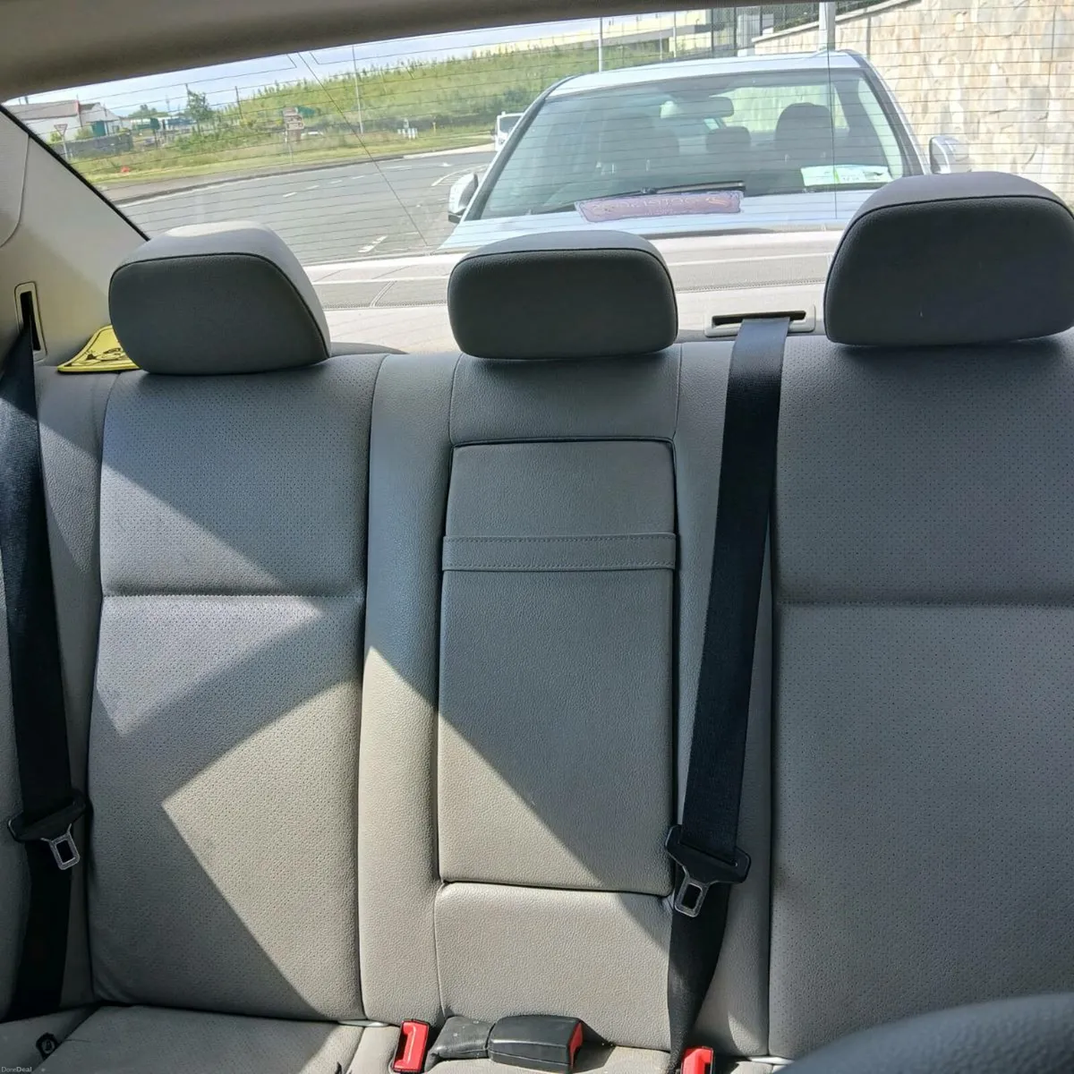 Mercedes-Benz C-Class 2008 - Image 2