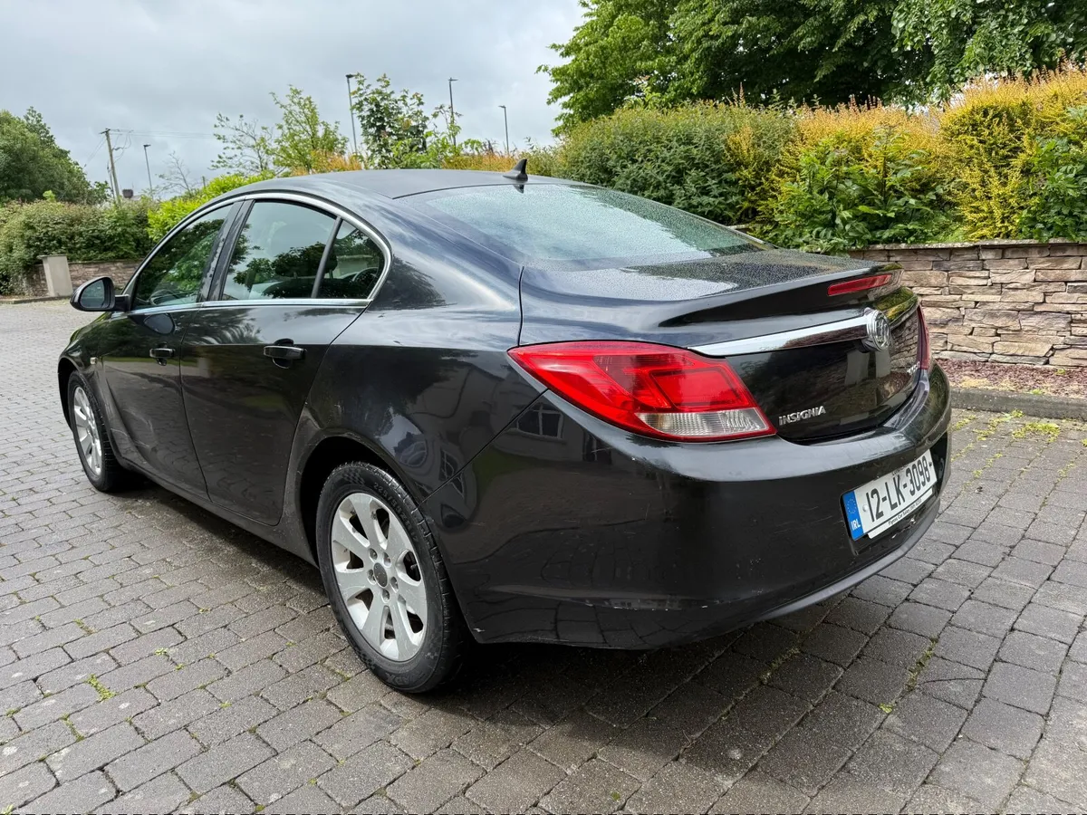 Vauxhall Insignia 2012 Ncted and Taxed 1 owner - Image 4