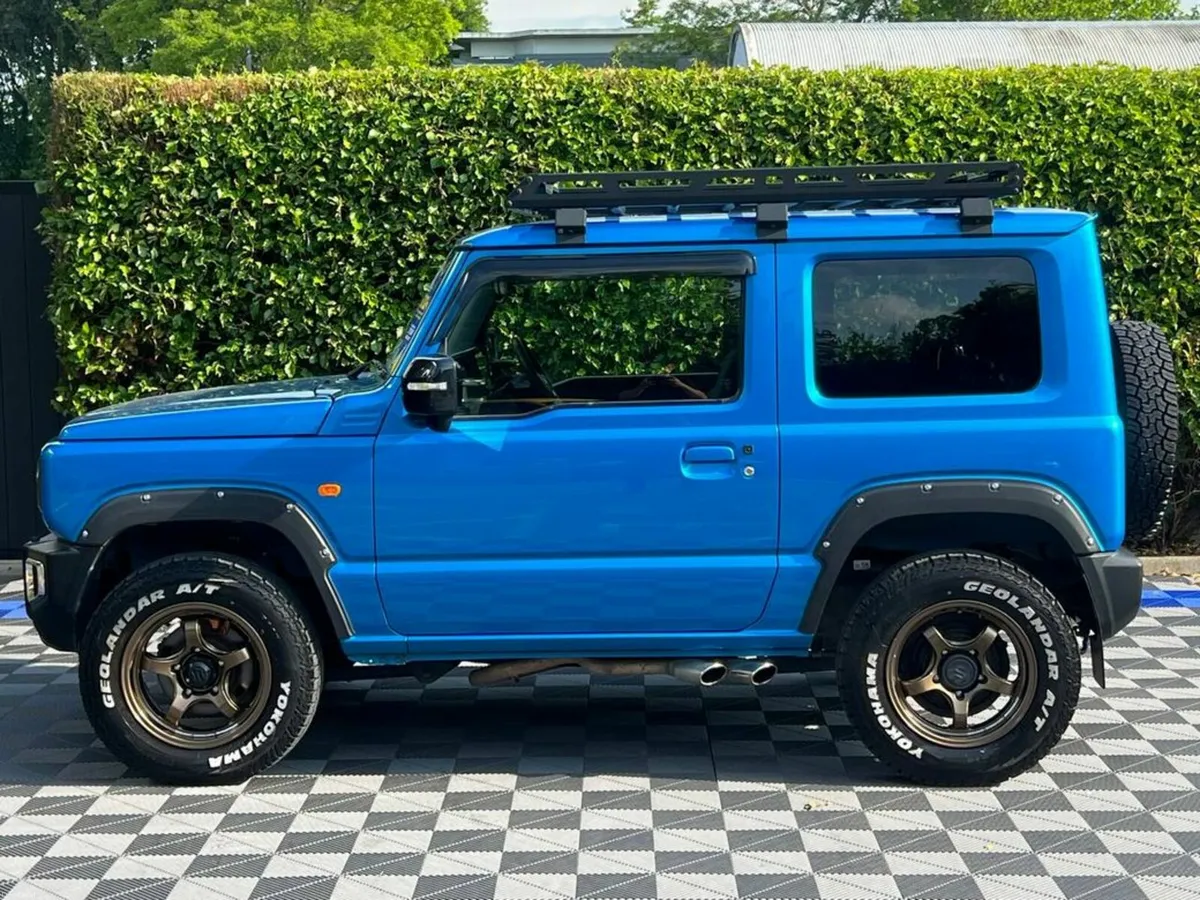 Suzuki Jimny 660cc 4WD AUTO // SELECTABLE 4WD LOW - Image 3