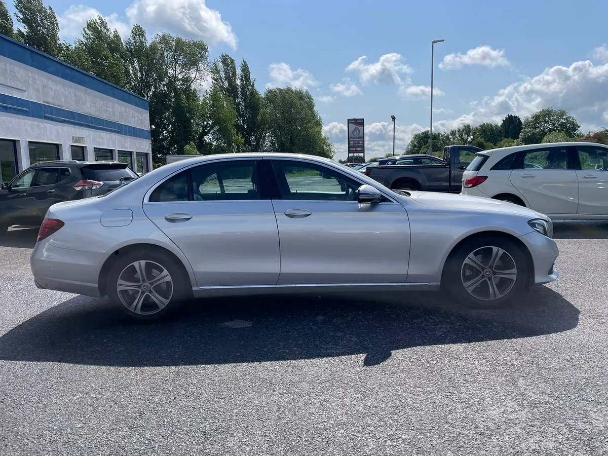 Mercedes-Benz E-Class 2018//EXCELLENT CONDITON - Image 4