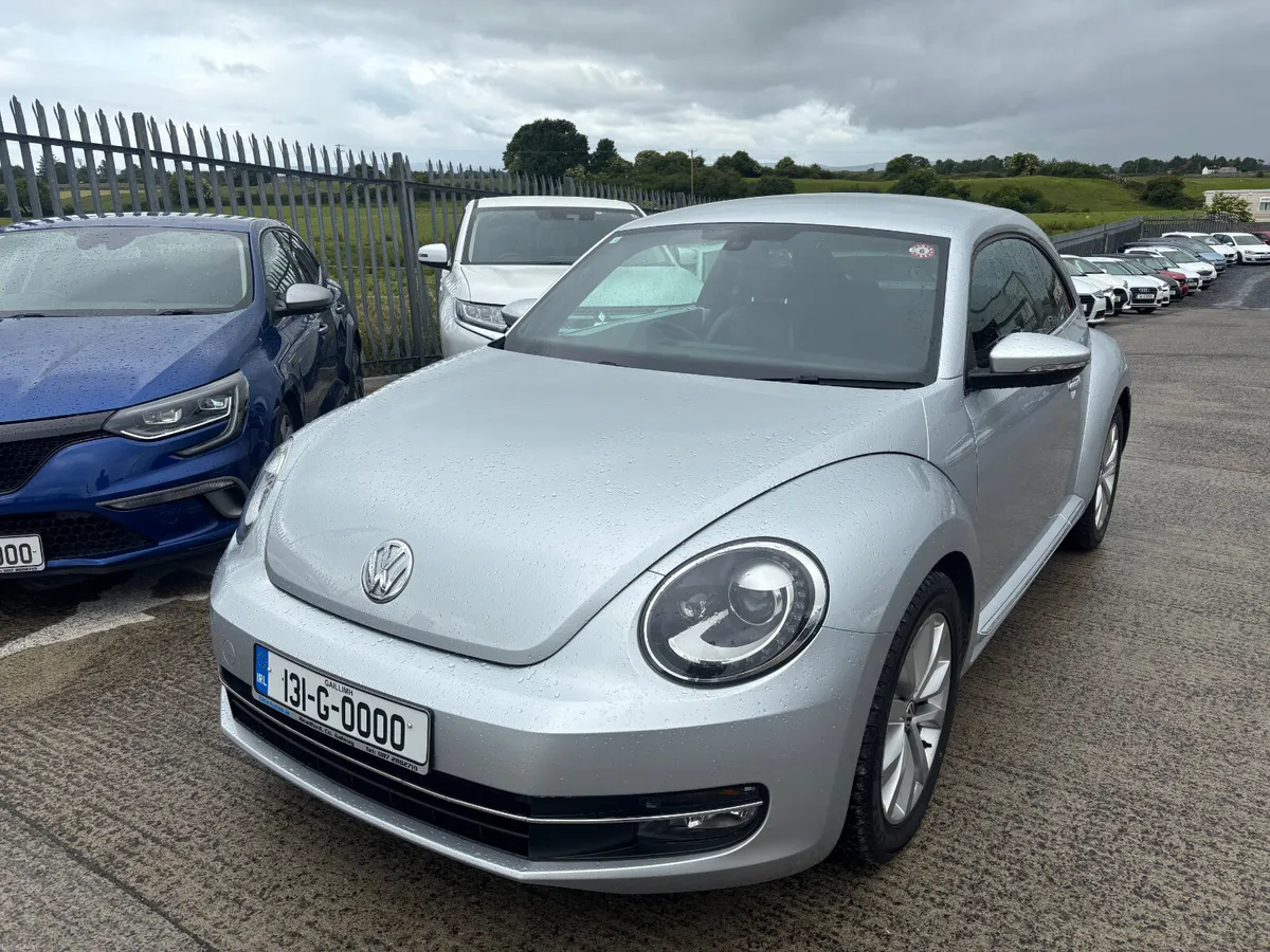 Volkswagen Beetle TSI DSG Design 2013 - Image 1