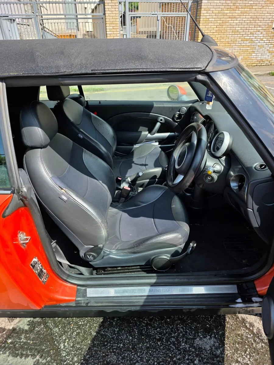 Mini Cooper 2006 Convertible - Image 3