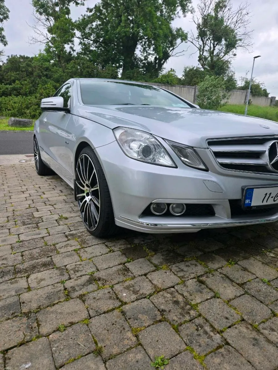 Mercedes E class coupe - Image 4