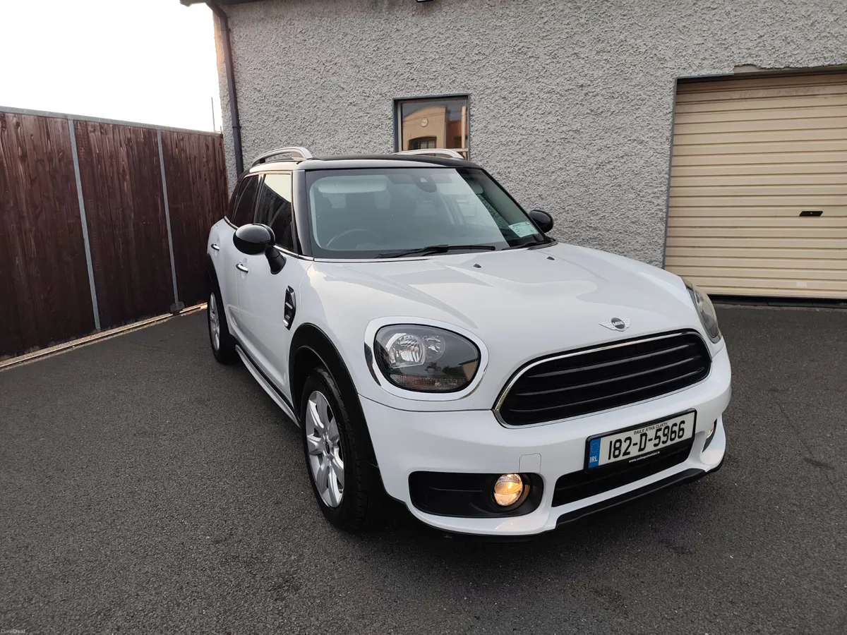 Mini cooper D Countryman 2018 tiny km - Image 4