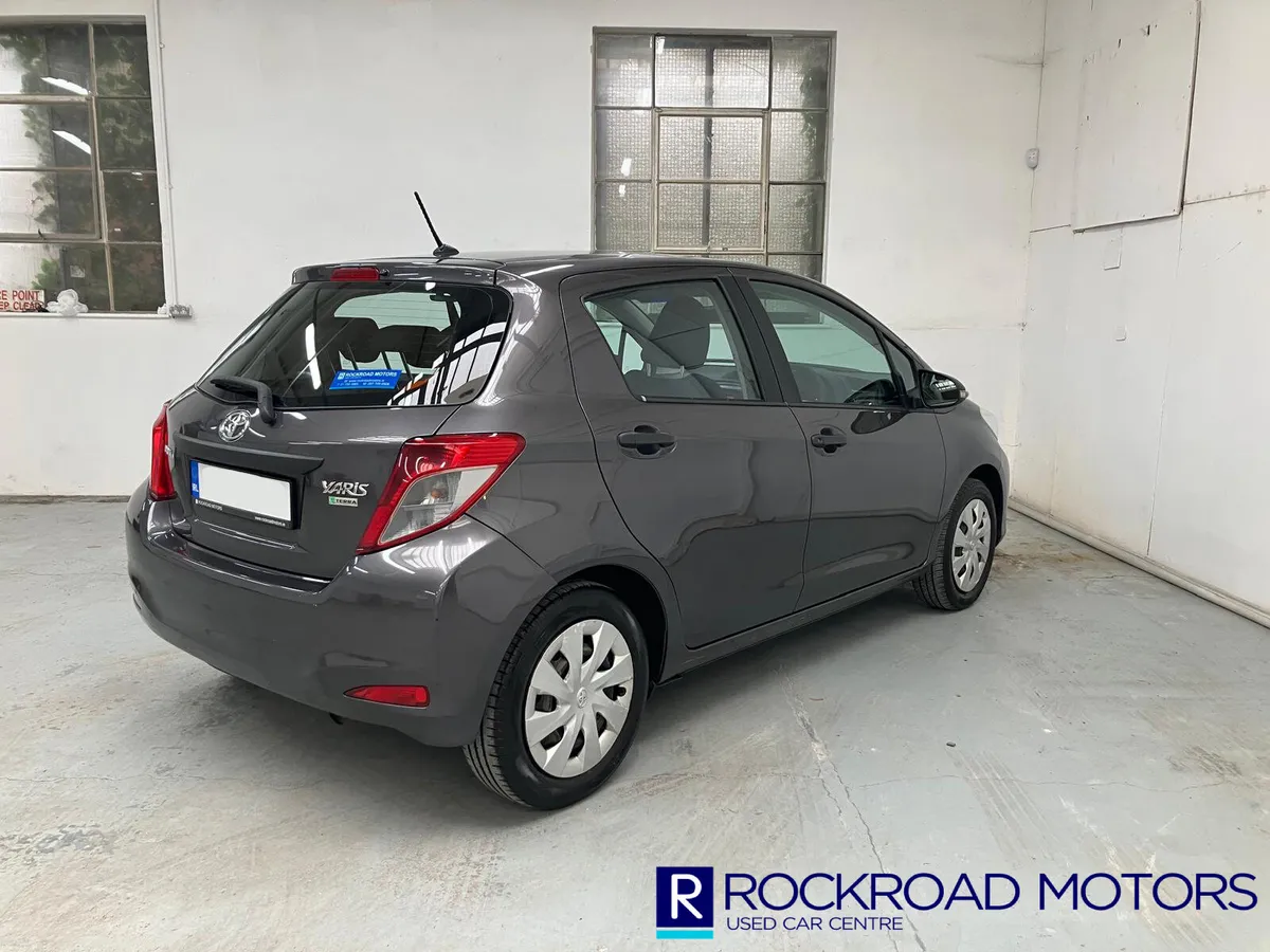 Toyota Yaris 1.0 Terra, 2012 - Image 4