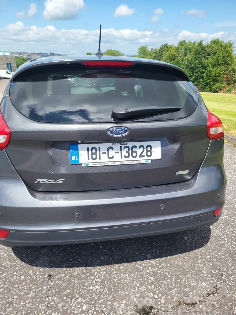 Ford Focus 2018 - Image 2