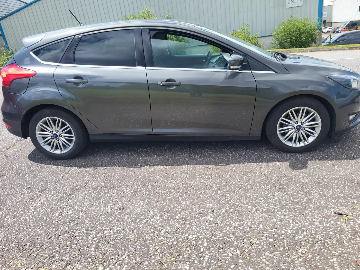 Ford Focus 2018 - Image 4