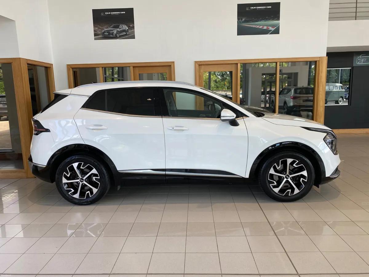 Kia Sportage 2022 - Image 2