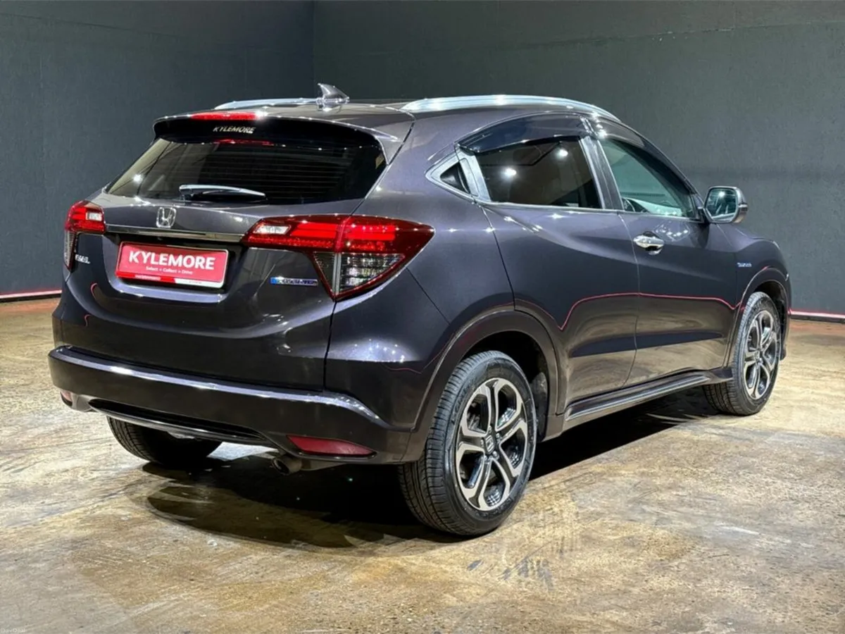 Honda Vezel HYBRID 1.5L AUTOMATIC - HALF LEATHER U - Image 4