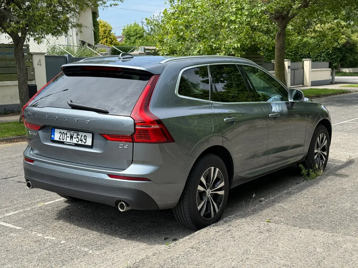 VOLVO XC60 2020 MOMENTUM PRO AUTO DIESEL - Image 4