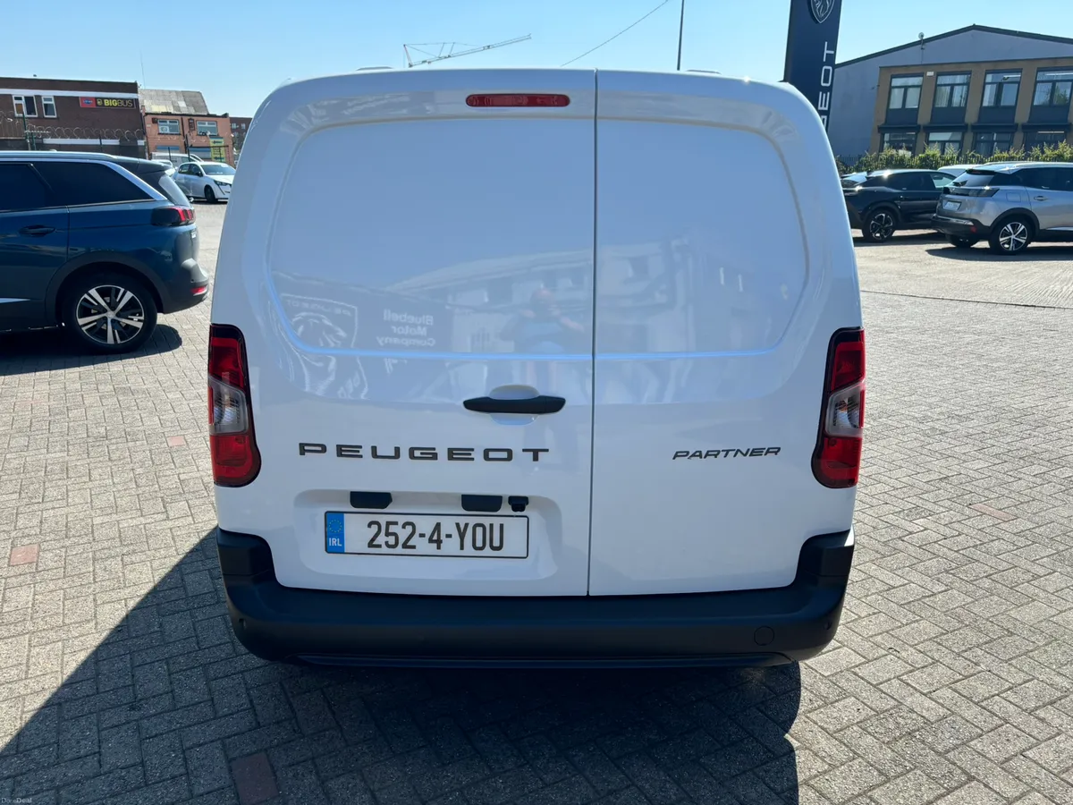 New Peugeot Partner Professional + 650kg - Image 5