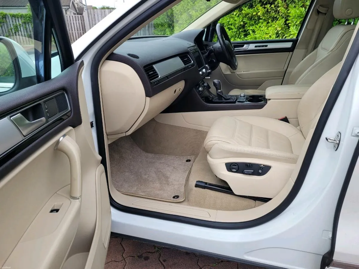 Vw Touareg R line - Image 6