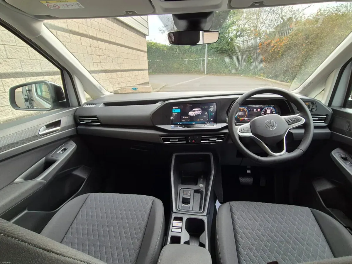 VW Caddy / 2026 / WHEELCHAIR ACCESS / TAXI SPEC - Image 4