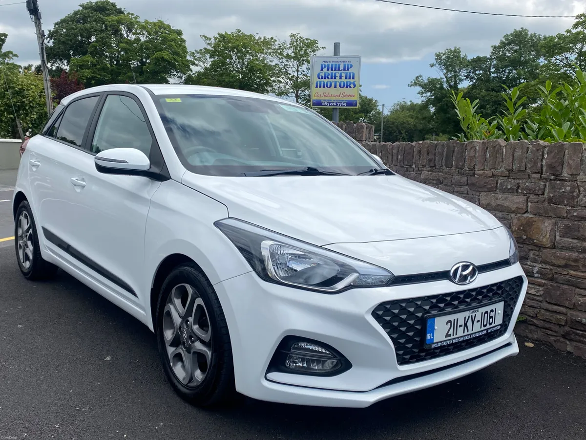 Hyundai i20 Deluxe Plus one owner from new - Image 1