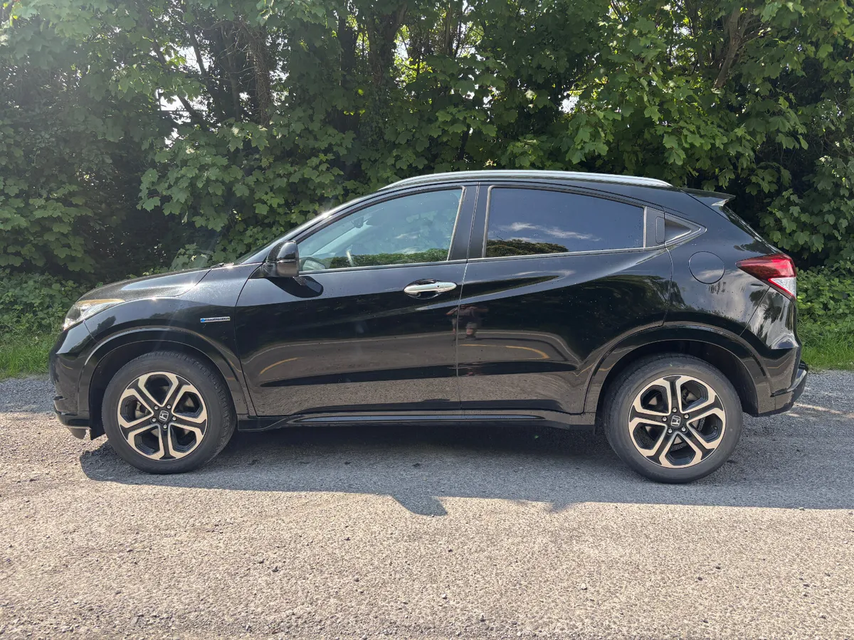 Honda Vezel Self Charging Hybrid 2015 - Image 4