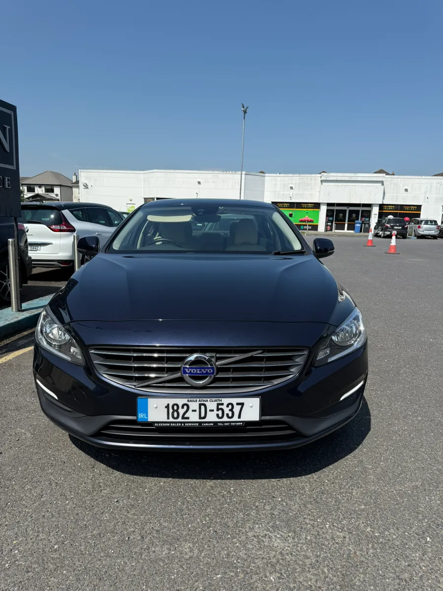 182 Volvo S60 D2 SE Diesel Saloon. Low Mileage - Image 3