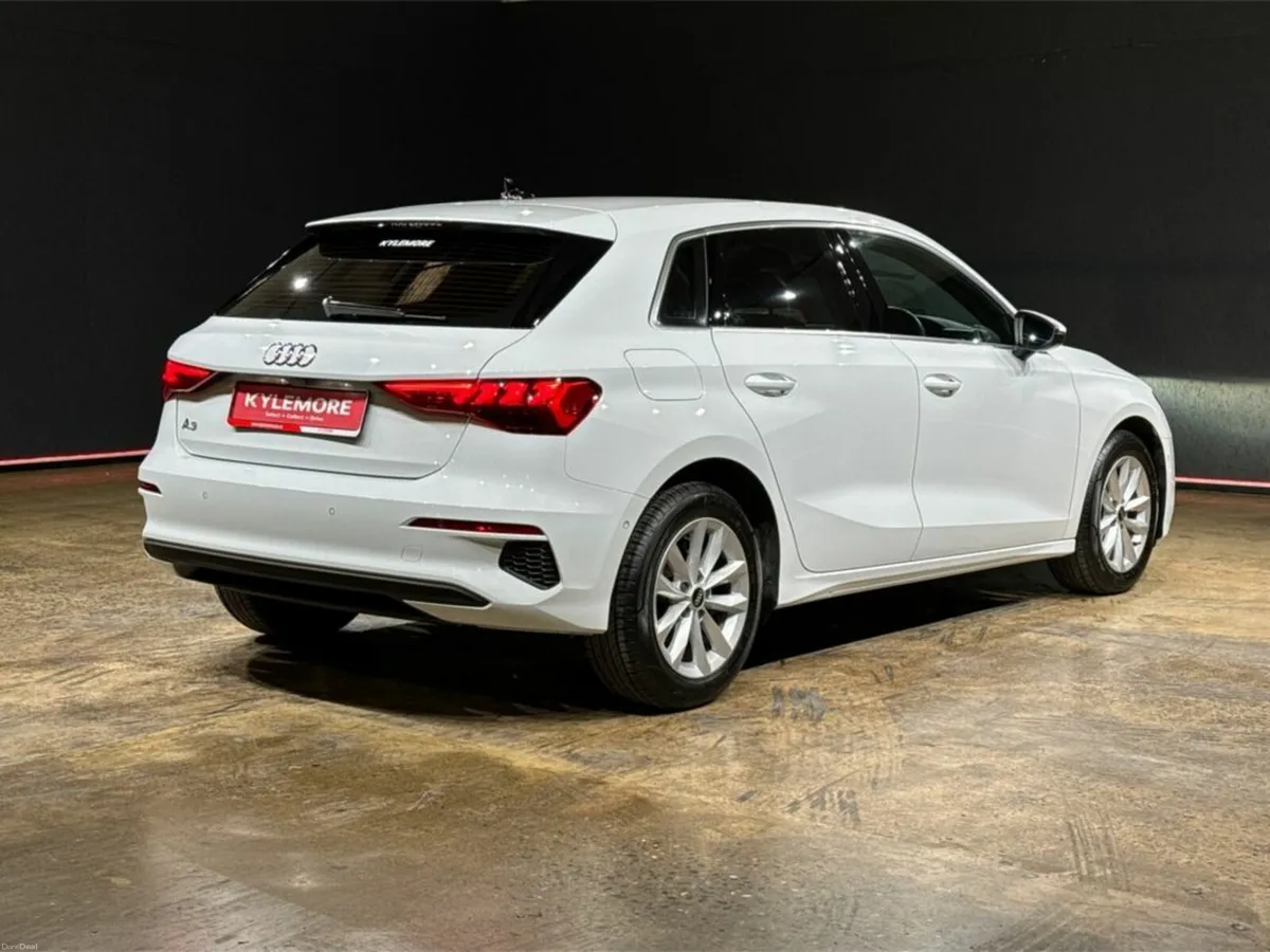 Audi A3 FACELIFT MODEL - 1.0 TFSI AUTOMATIC - REVE - Image 4