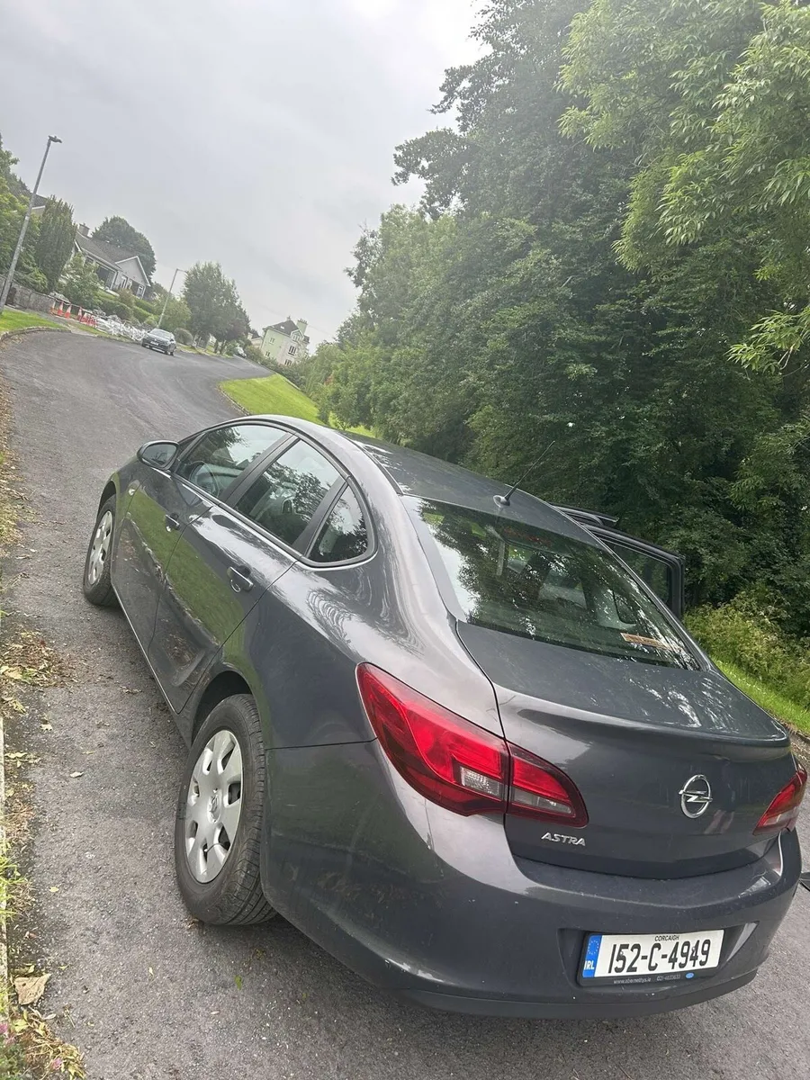 Opel astra (152), very low milage ,1.4 petrol - Image 2