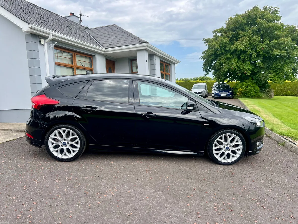 2017 Ford Focus 1.5 TDCI ST Line - Image 4