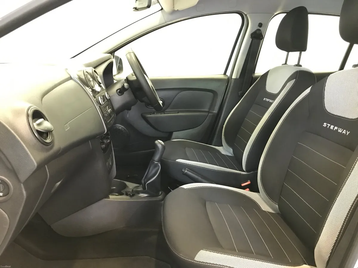 Sandero Stepway Alternative Blue dCi 95 - Image 3