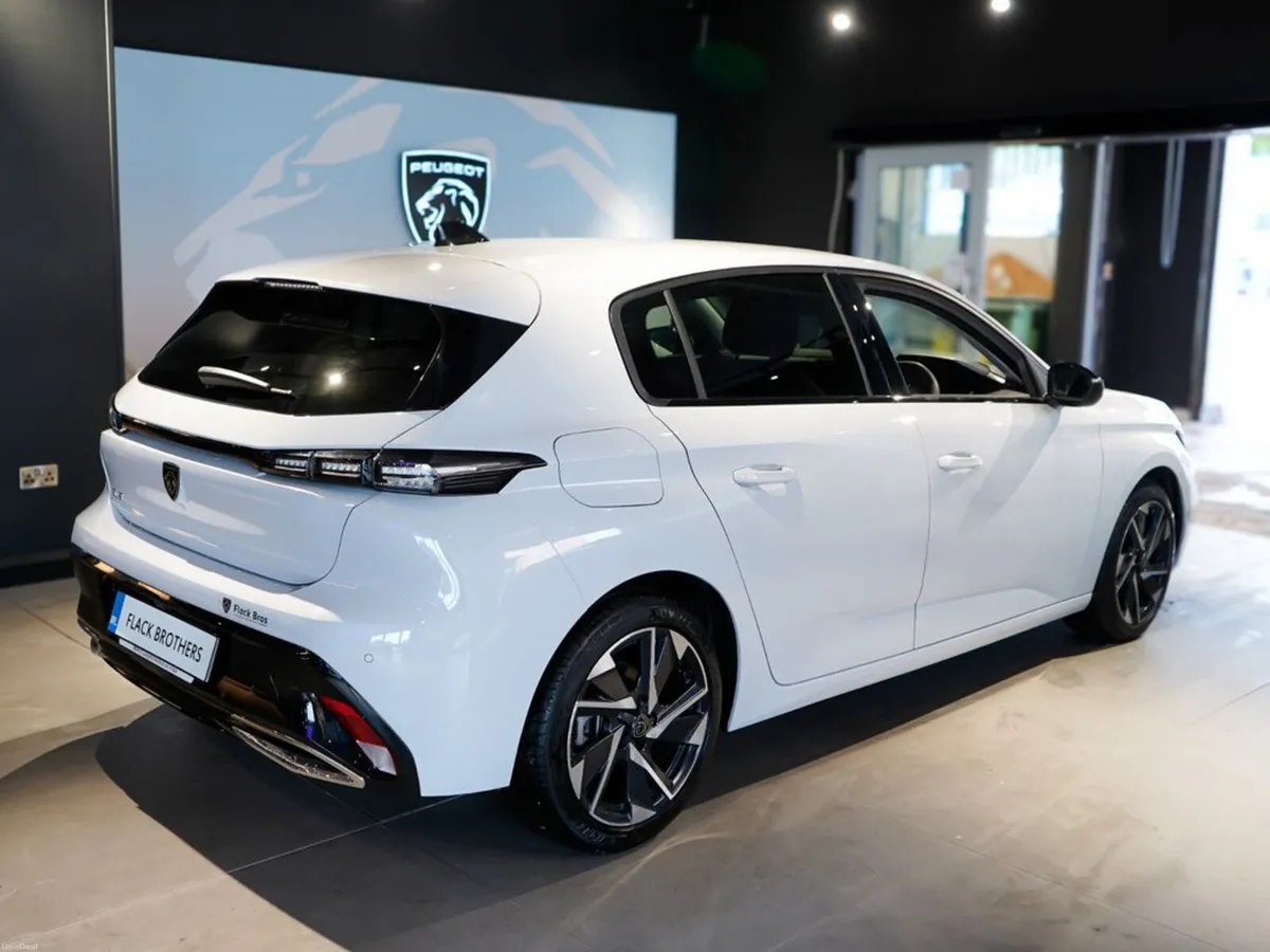 2024 Peugeot 308 Allure 1.5 HDi Auto 130 MY24.2 - Image 6