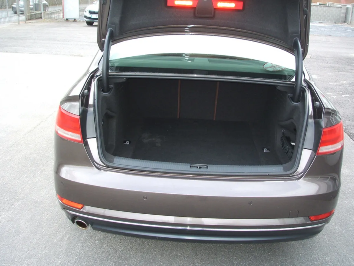 Audi A4 LIMOUSINE 2.0 TDI 122 SE 4DR - Image 6