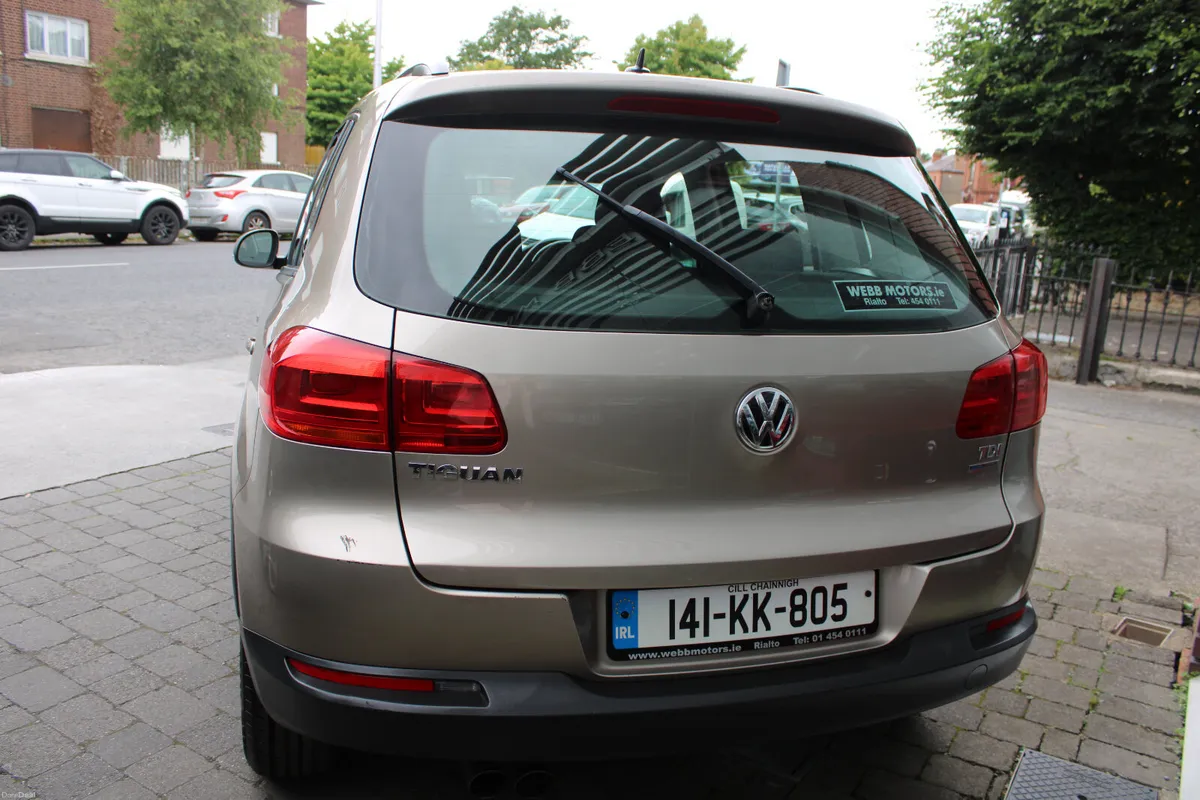 Volkswagen Tiguan 2.0 TREND & FUN 2014 - Image 4