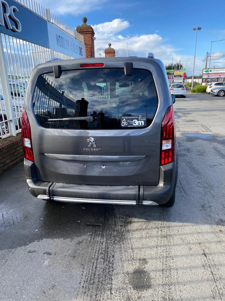 Wheelchair Accessible Peugeot Rifter Horizon 2020 - Image 4