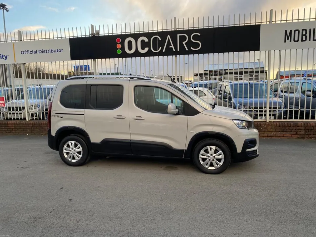 Wheelchair Accessible Peugeot Rifter Allure 2020 - Image 6