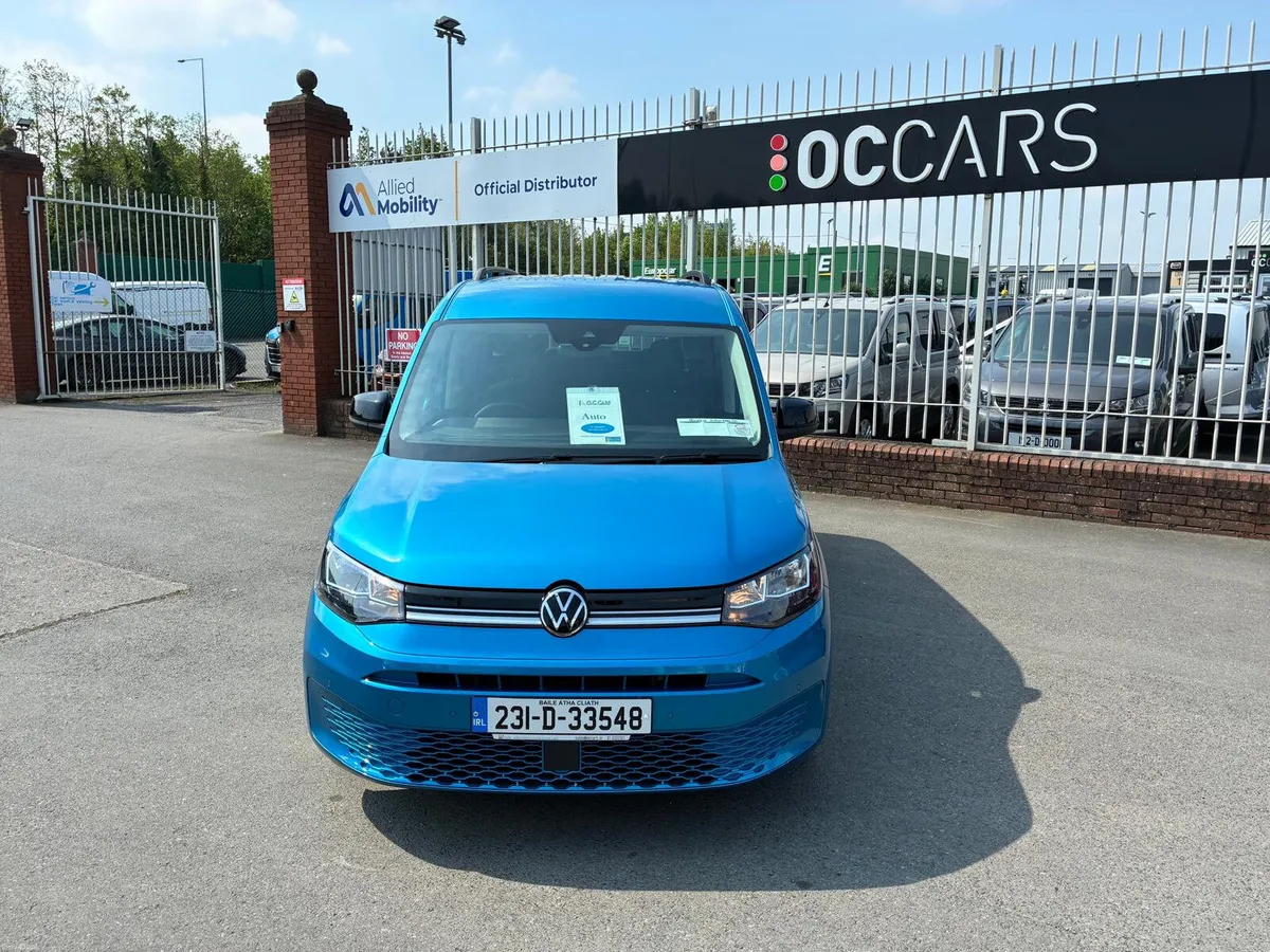 2023 Volkswagen Caddy Vista Auto Taxi Spec - Image 1