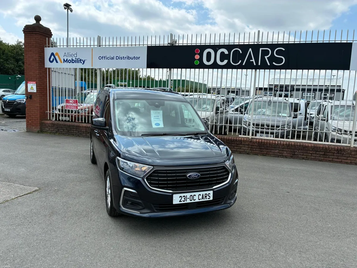 2023 Ford Grand Connect Freedom Taxi Spec 7 seats - Image 1