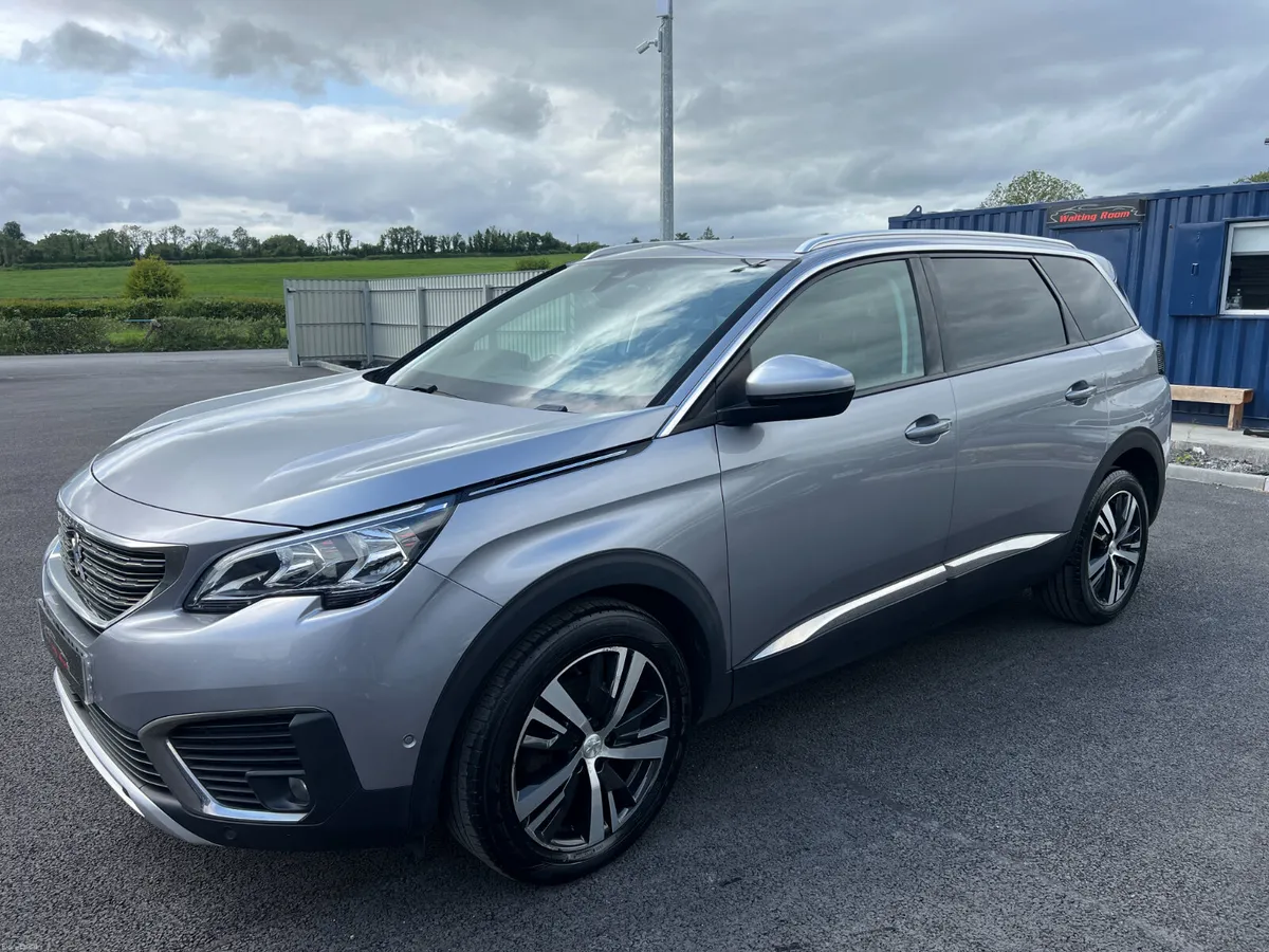 2019 Peugeot 5008 Allure 1.5 BlueHDI - 7 Seater - Image 4