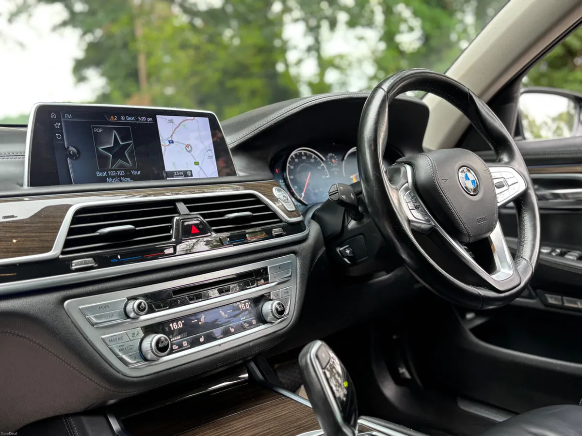 2017 BMW 7-Series 730D - Image 6