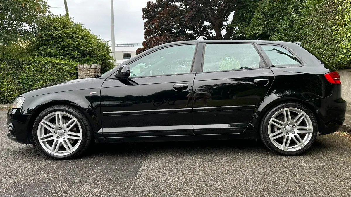 Audi A3 Sportback 2.0 tdi (170bhp)- low mileage - Image 4