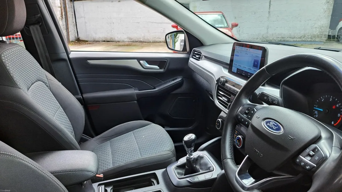 Ford Kuga 2022 - Image 4