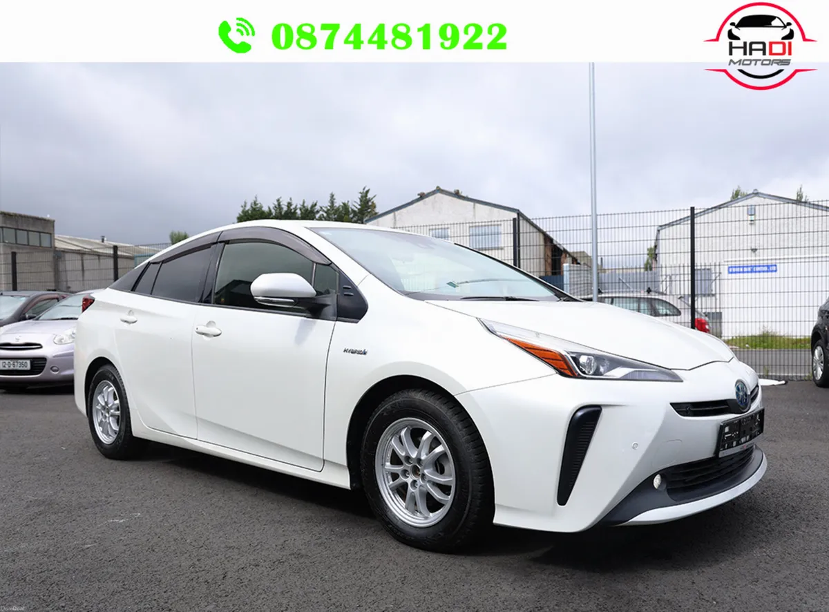 TOYOTA PRIUS 2019 white  hybrid - Image 3