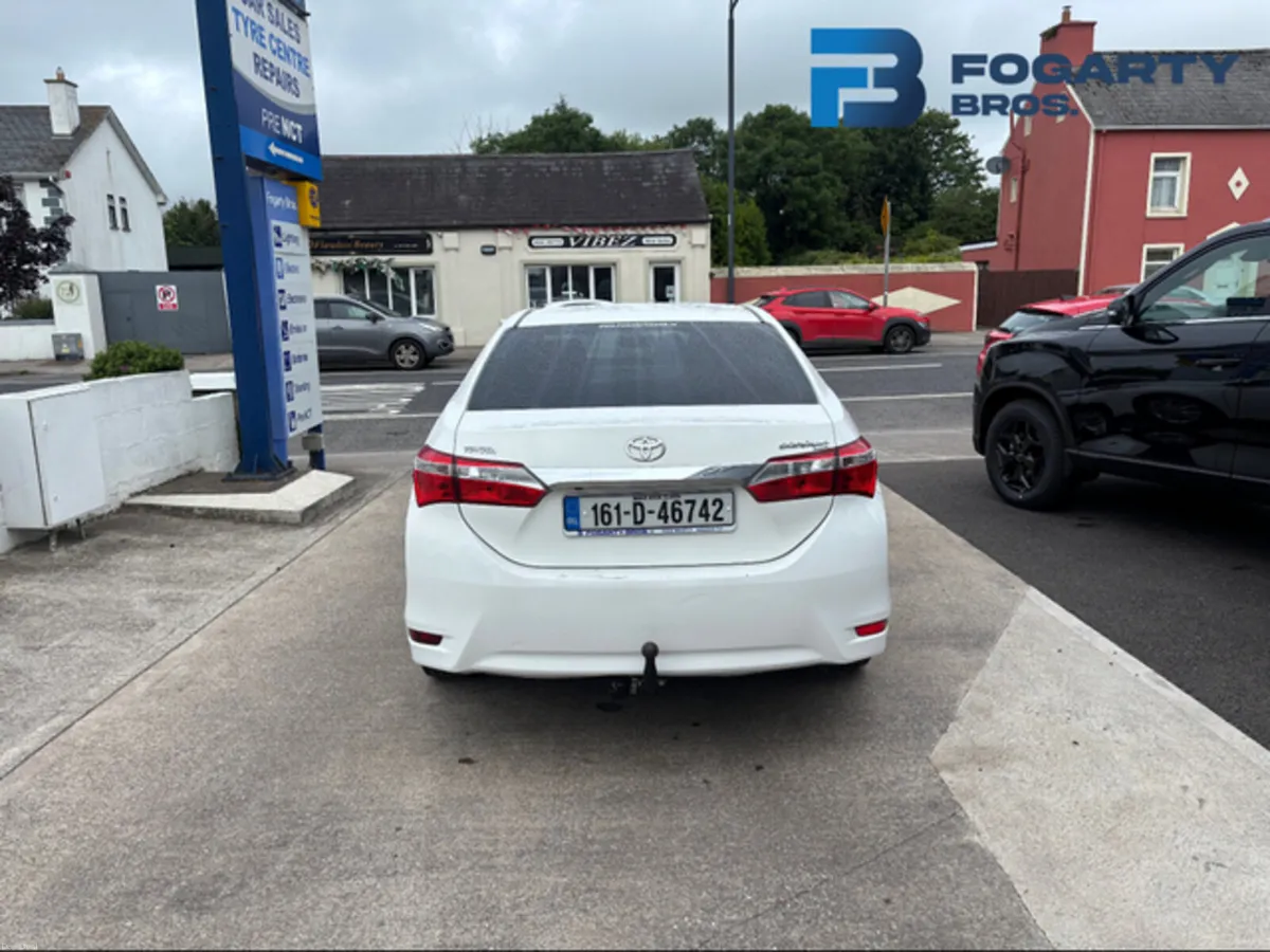 Toyota Corolla 2016, 1.4 D-4D LUNA 4DR - Image 6