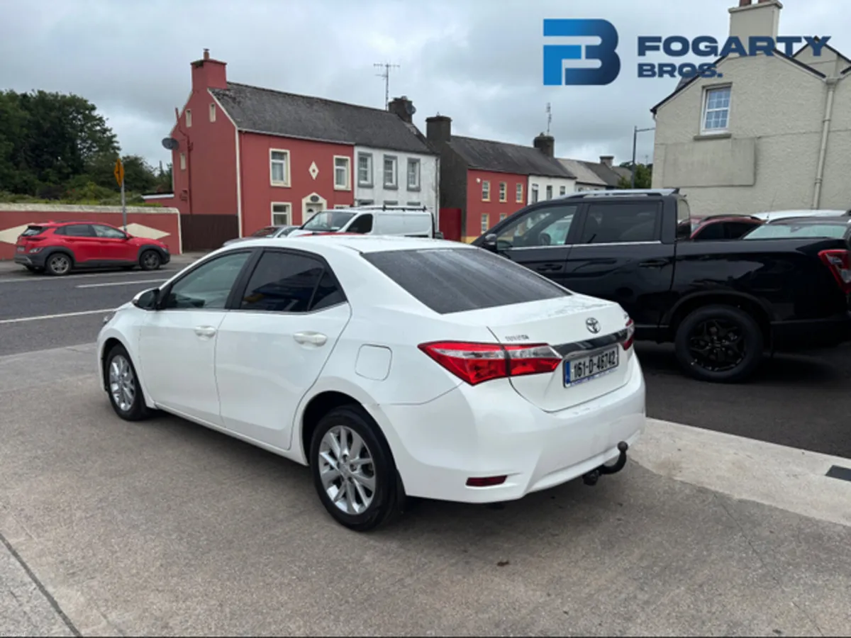 Toyota Corolla 2016, 1.4 D-4D LUNA 4DR - Image 5