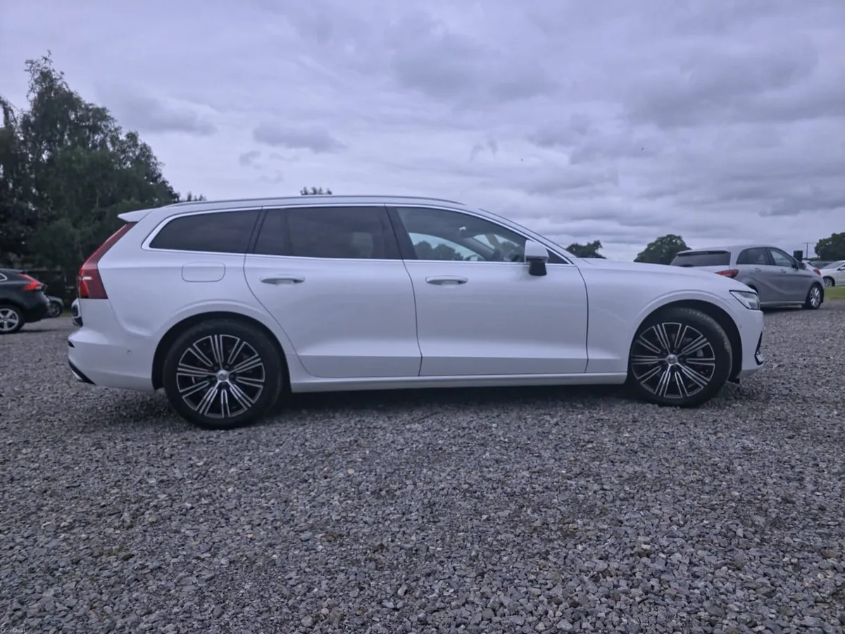 2020 Volvo V60 T5 Inscription - Image 4