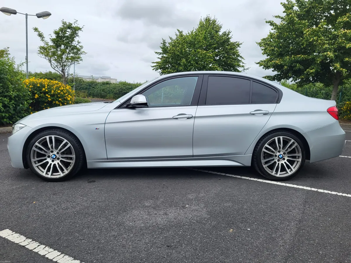 2017 BMW 318D M SPORT AUTO LOW MILES - Image 5