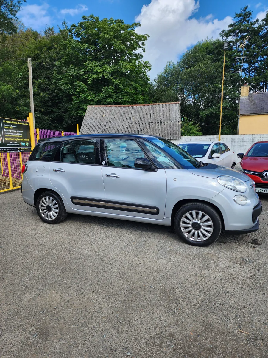 2014 Fiat 500L Automatic 7-Seater low miles - Image 4