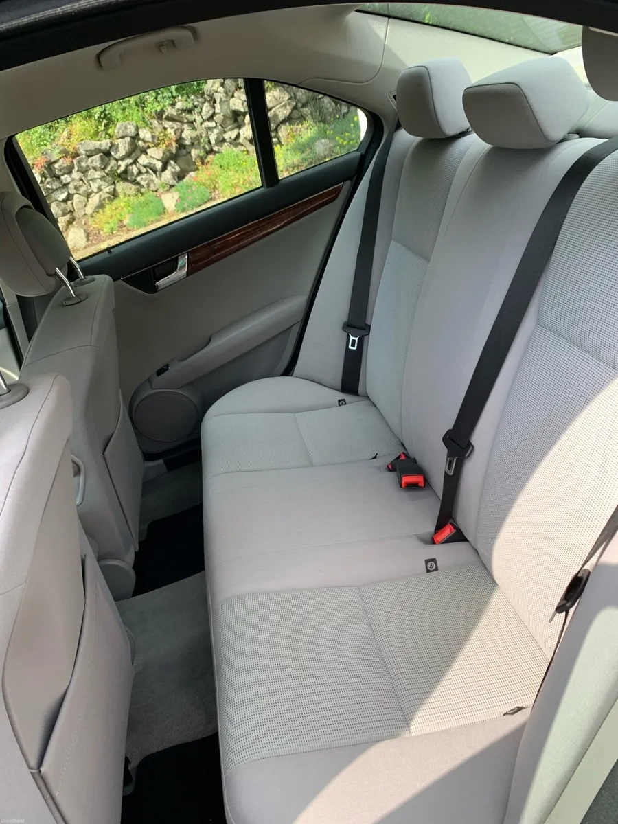 Mercedes 2008 Kompressor c180 - Image 4