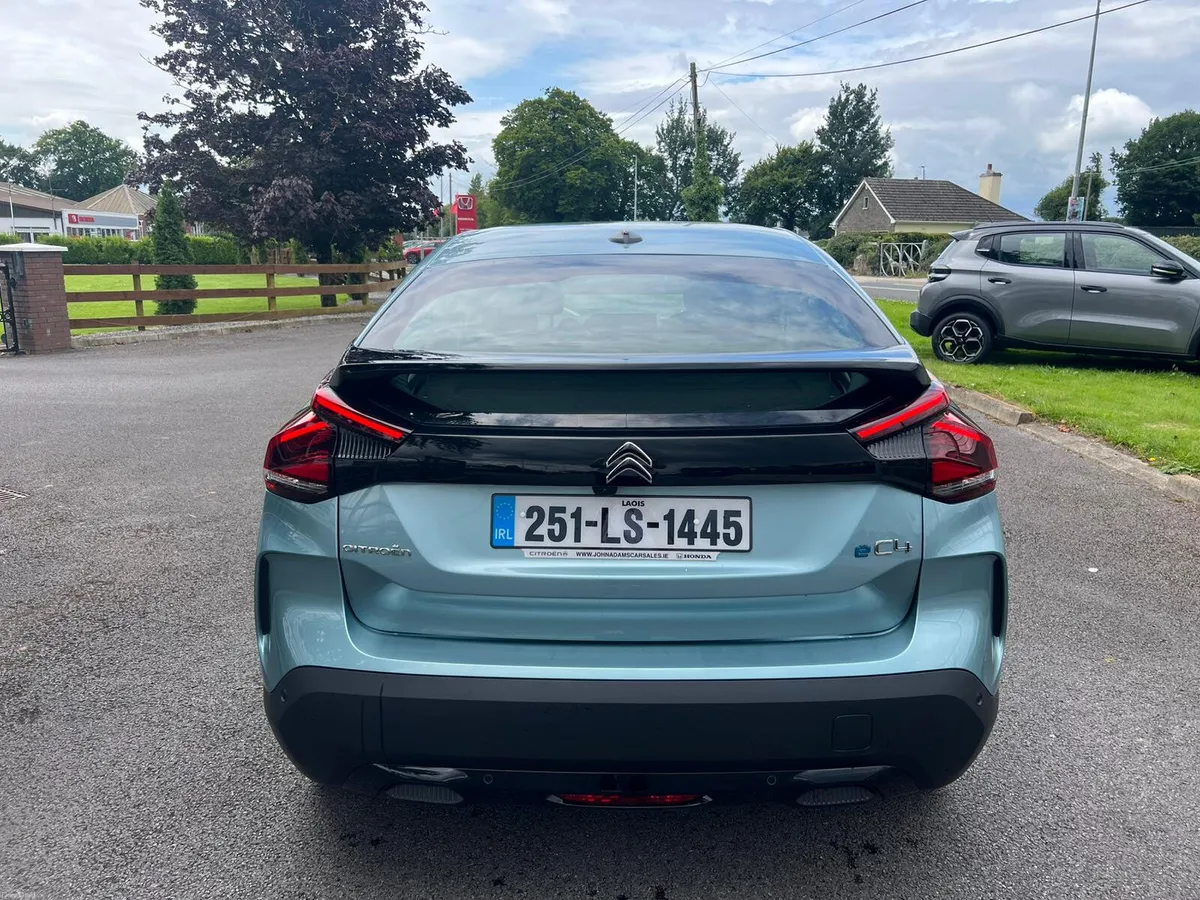 Citroen e-C4  Feel Pack Demo 2025 - Image 4