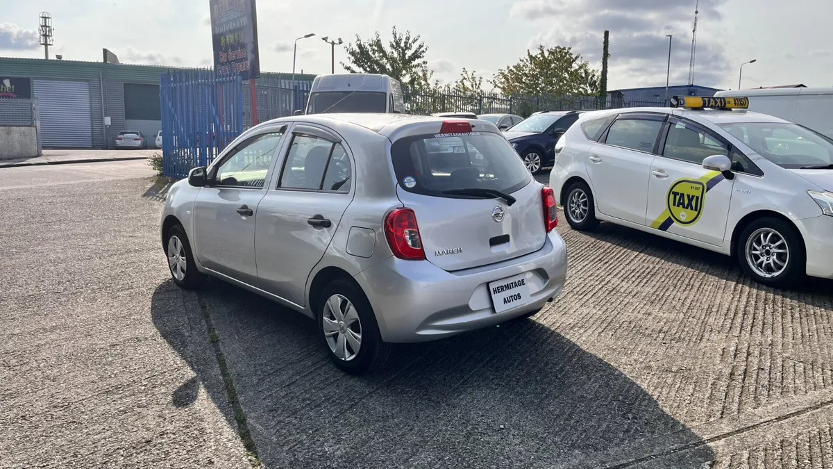 Gearbox Fault,Still Driving Nissan March 2015 - Image 4