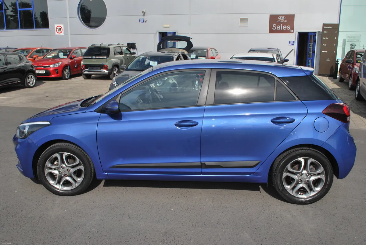 Hyundai i20 2020 - Image 2