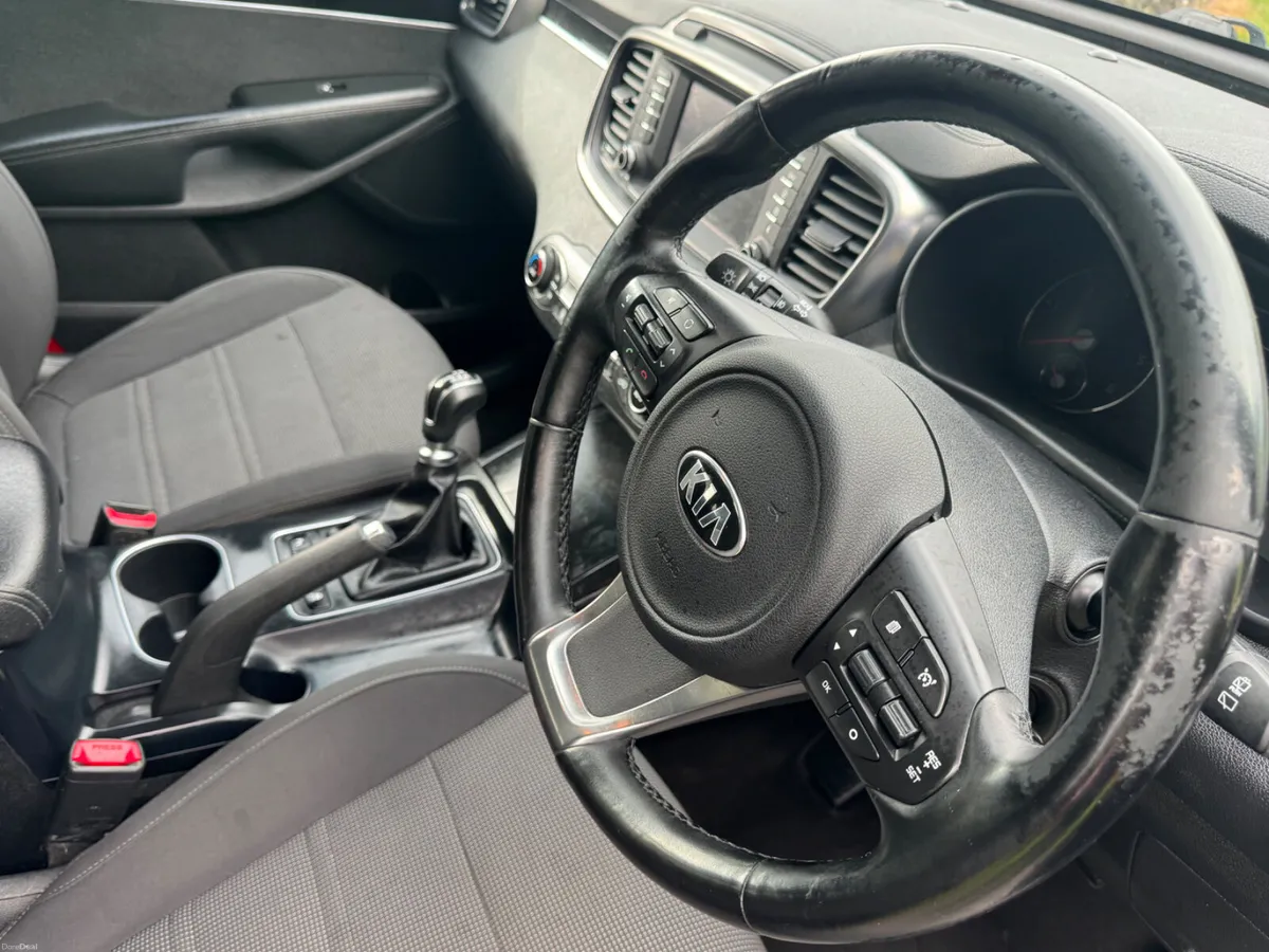 Kia Sorento 2015 5 seater 4x4 new nct - Image 5