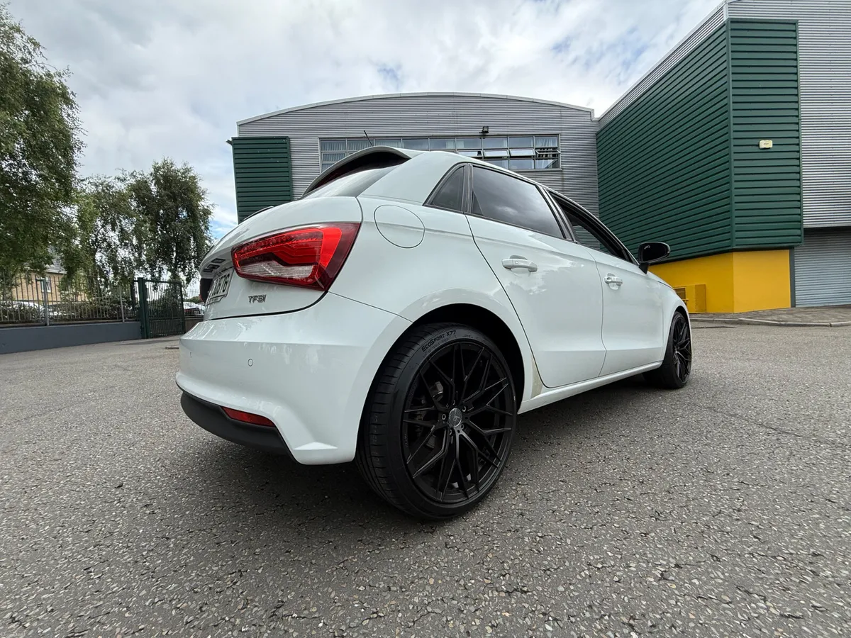 Audi A1 1.0 TFSI DSG High Spec - Image 4